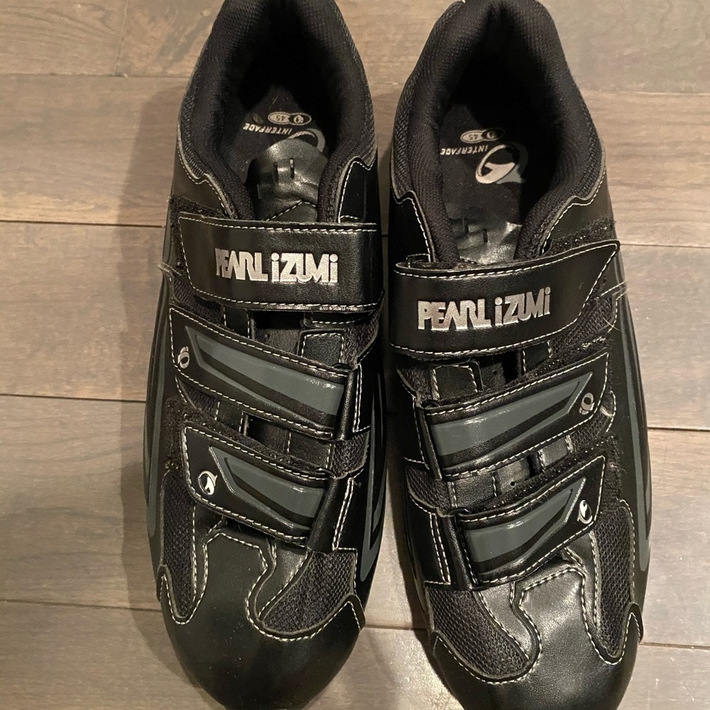 Cycling Shoes; Size 11
